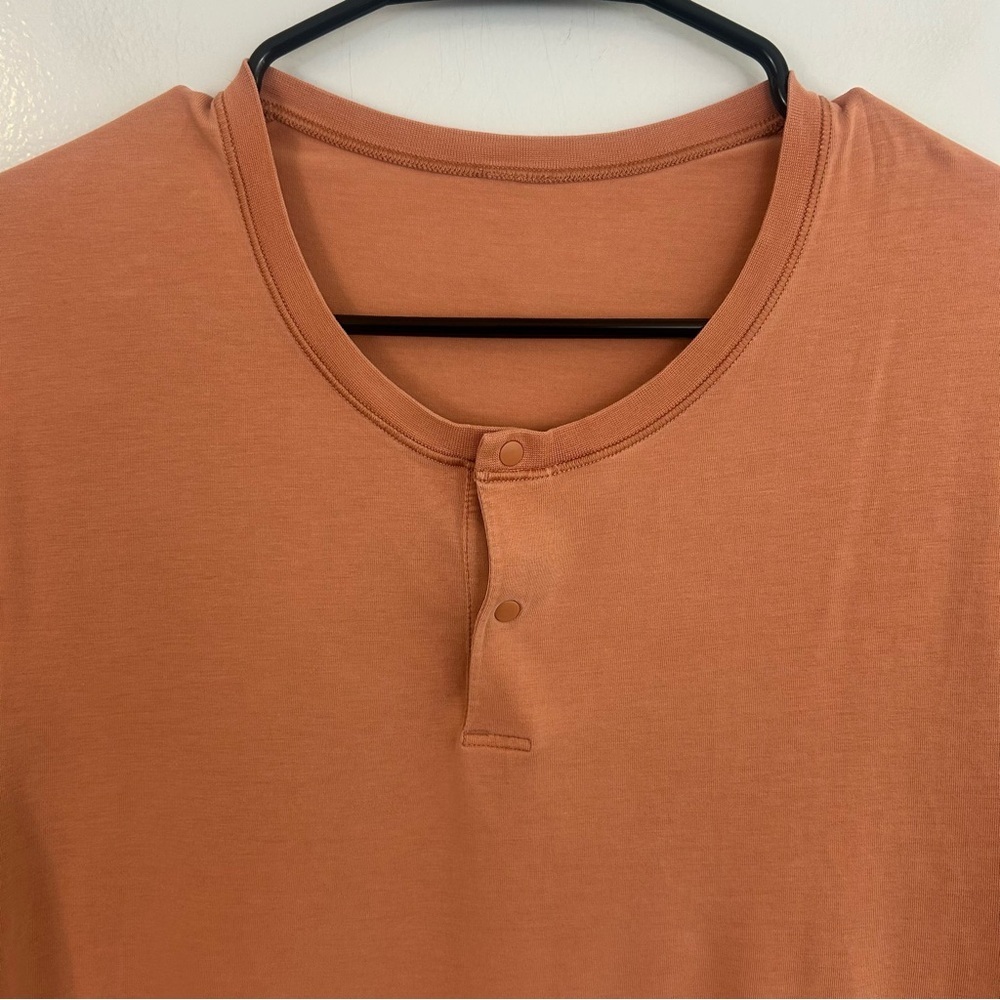 Lululemon Orange/Peach 5 Year Basic Ss Henley Sho… - image 3